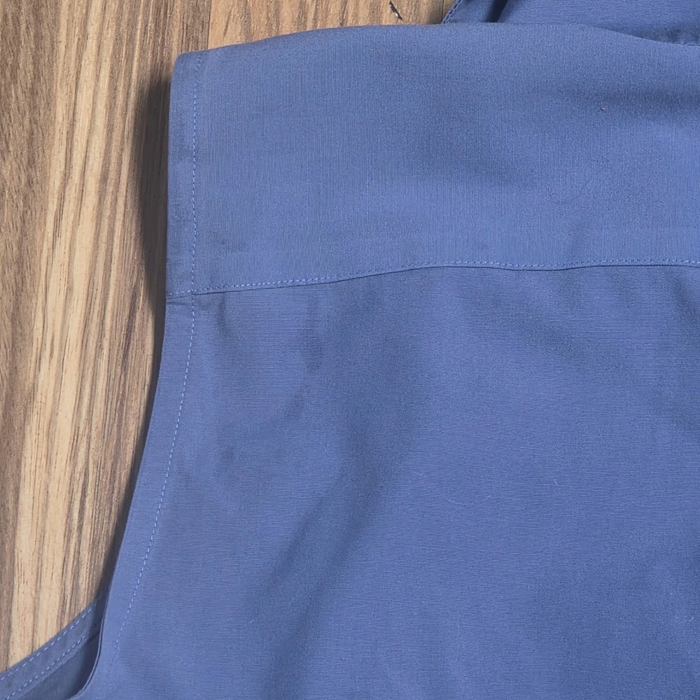 Talbots Sleeveless Button Up Shirt Women's Size 8 Blue Stretch Wrinkle Resistant - Picture 8 of 8
